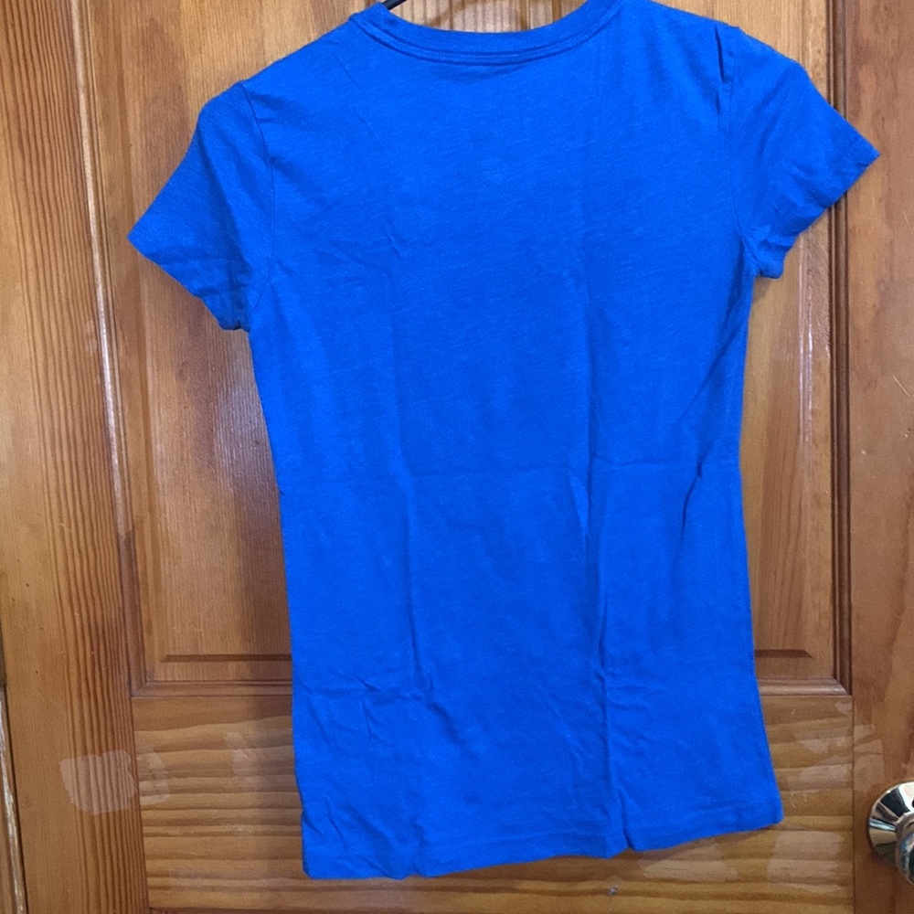 Tee - Picture 2 of 4